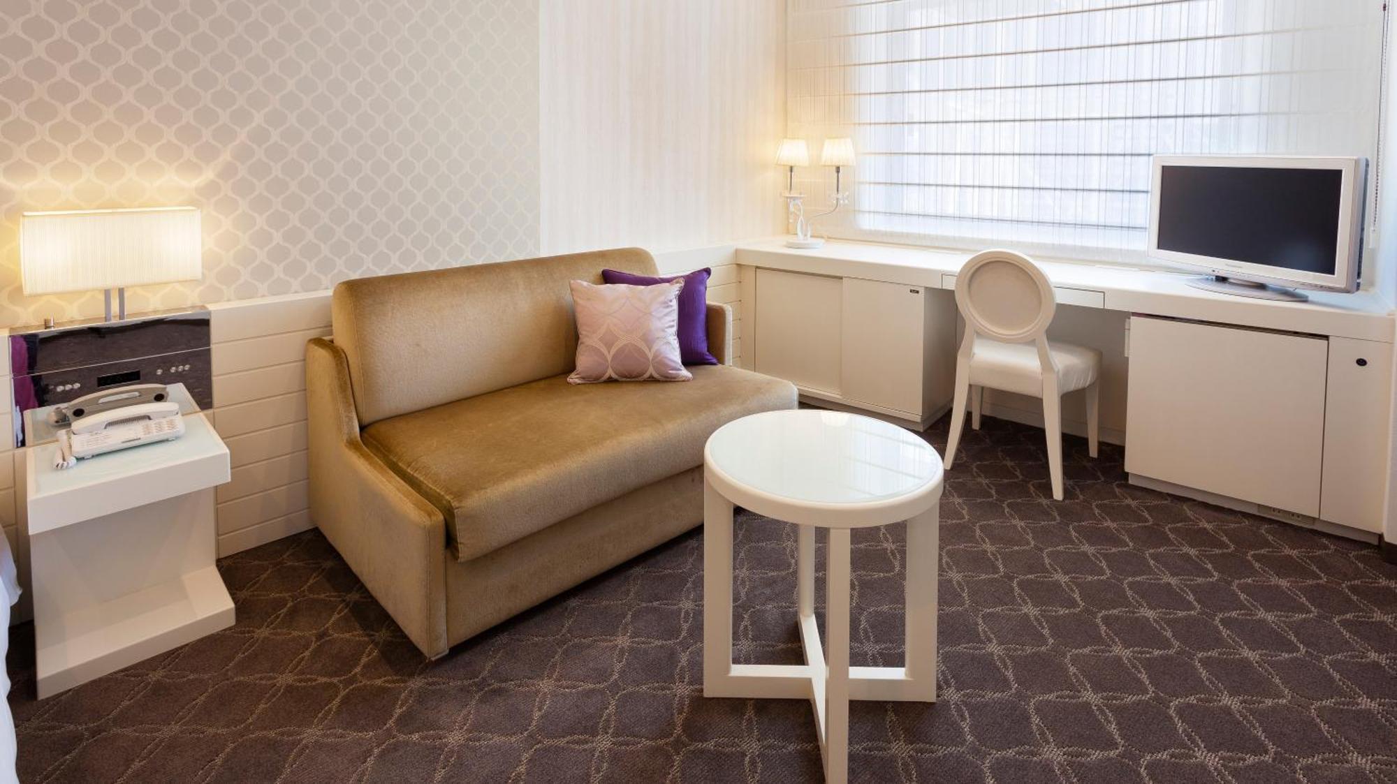 Hotel Elsereine Osaka